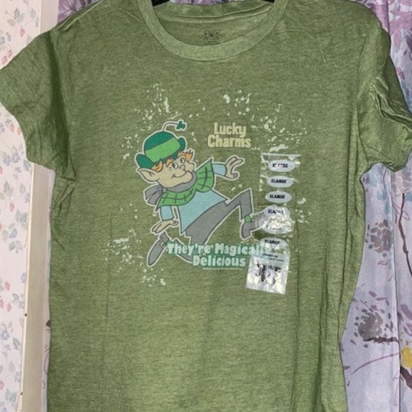 TNT Lucky Charms Magically Delicious T-Shirt sz XL - Picture 1 of 3